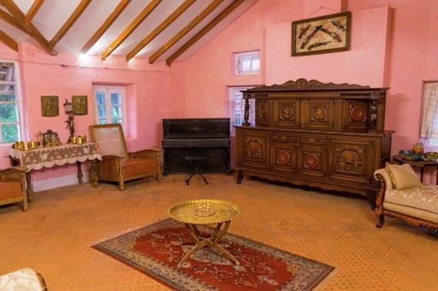 Tipperary Colonial Bungalow-4